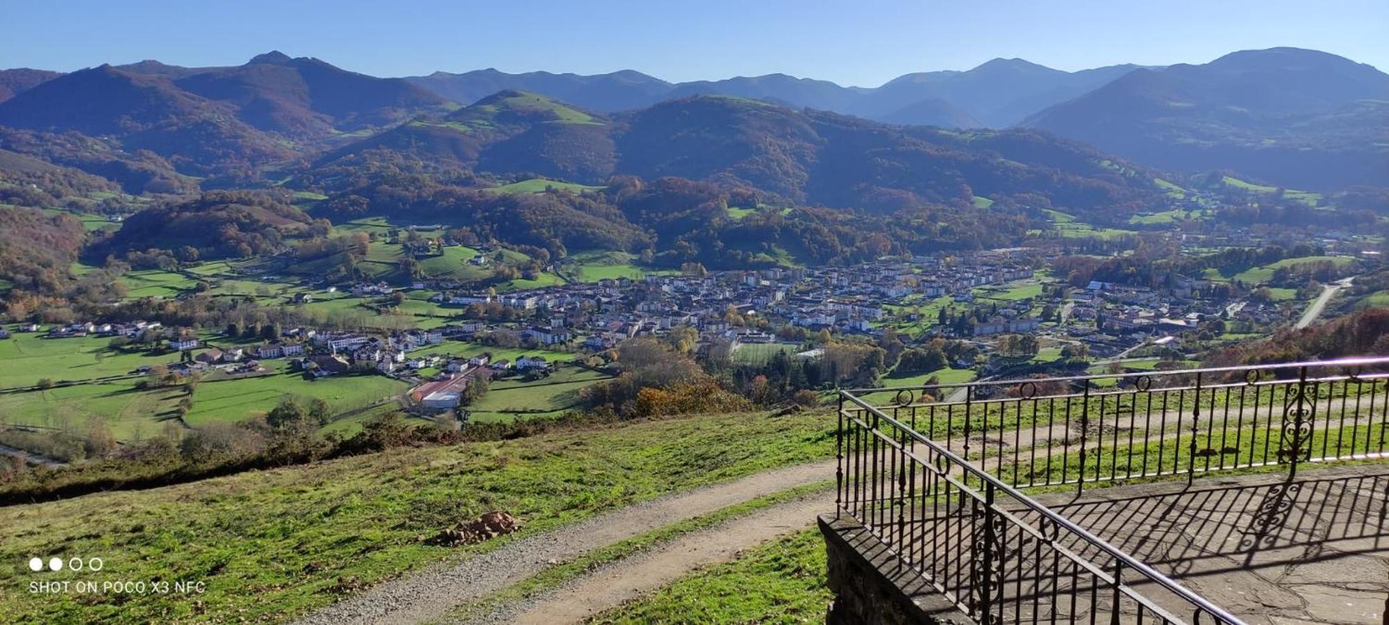 Autxikoborda Pension Elbete Buitenkant foto