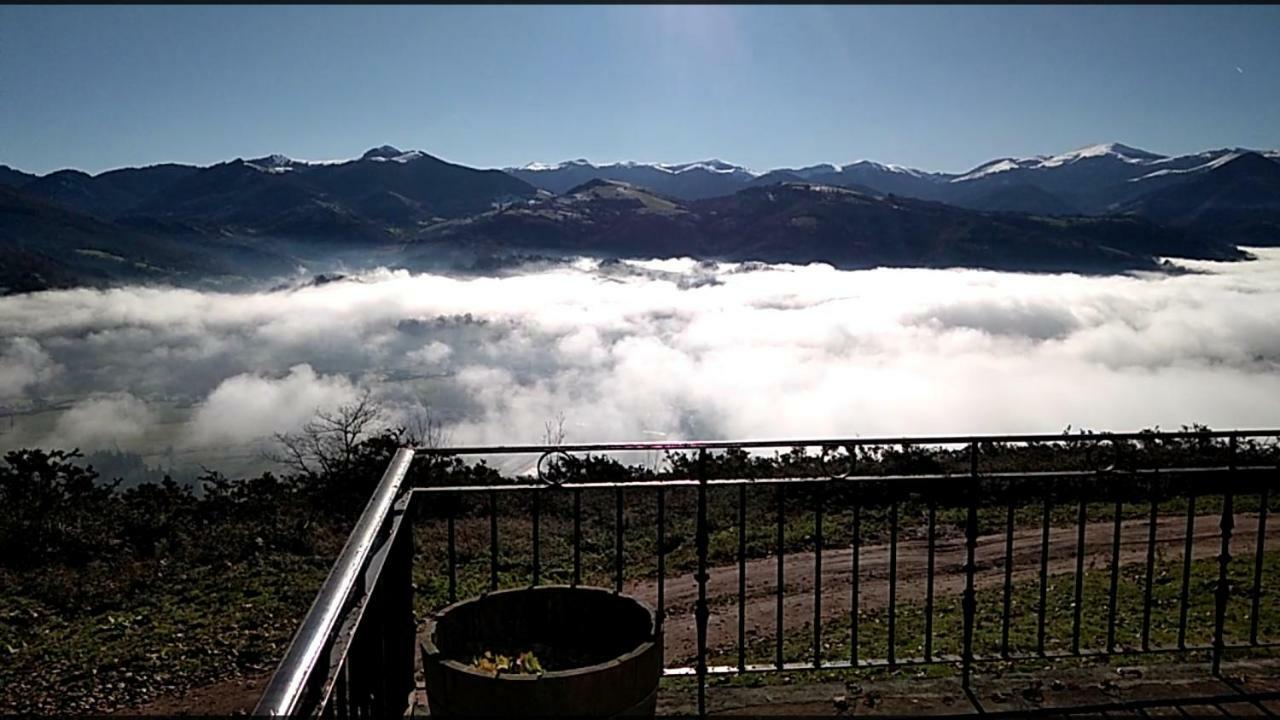 Autxikoborda Pension Elbete Buitenkant foto