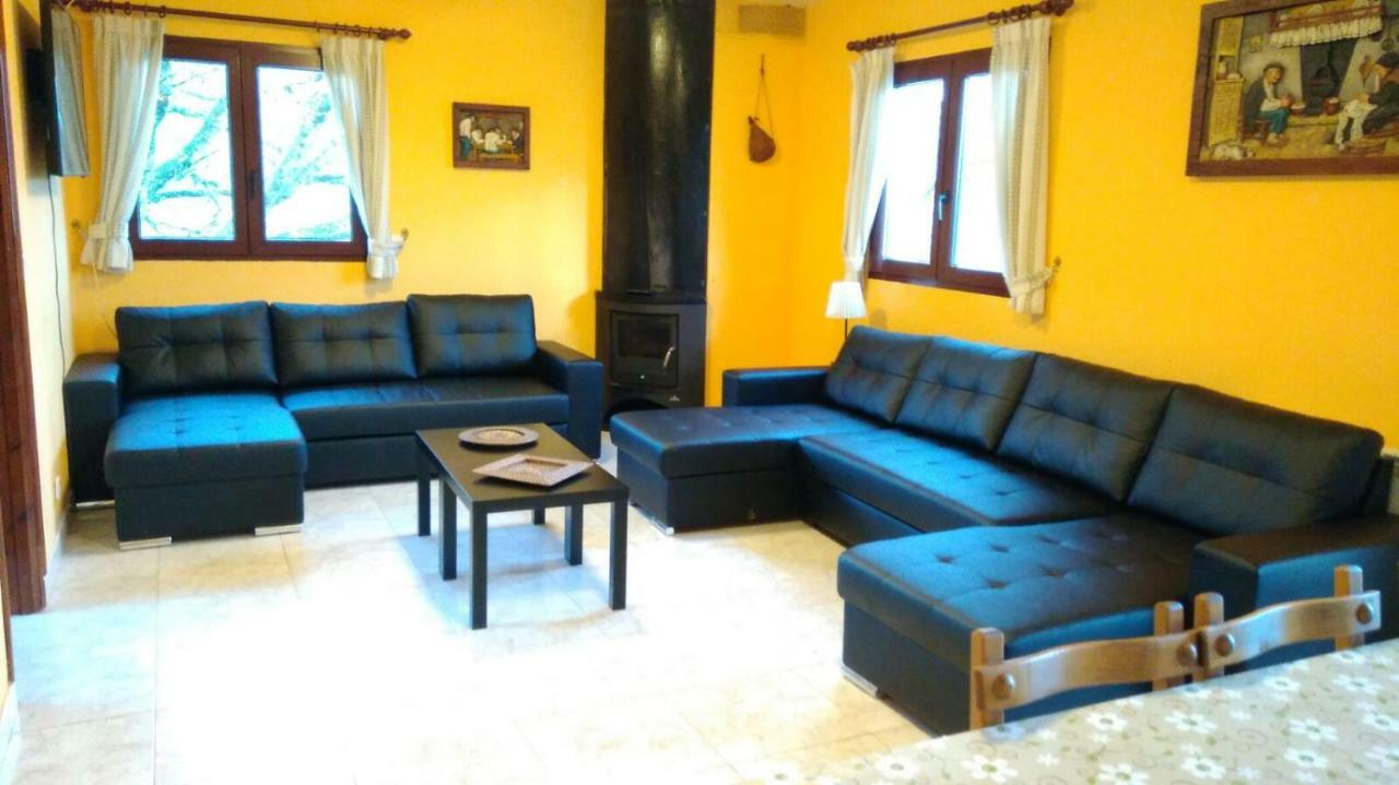 Autxikoborda Pension Elbete Buitenkant foto
