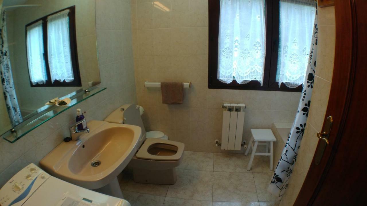 Autxikoborda Pension Elbete Buitenkant foto